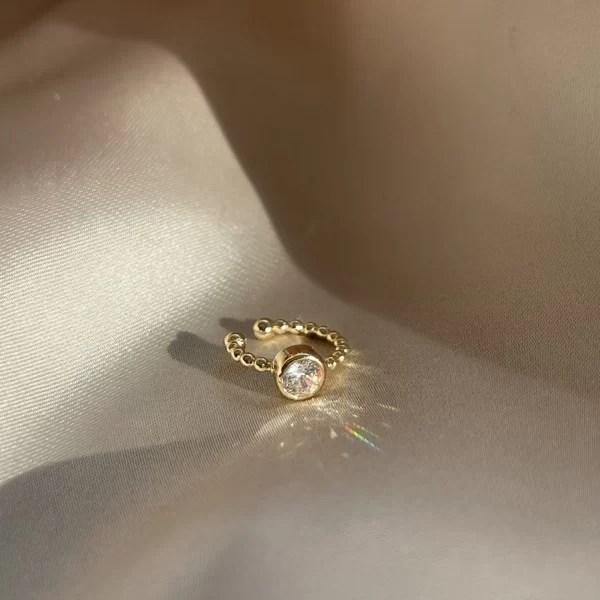 Paauksuotas  EAR CUFF su apvaliu cirkoniu